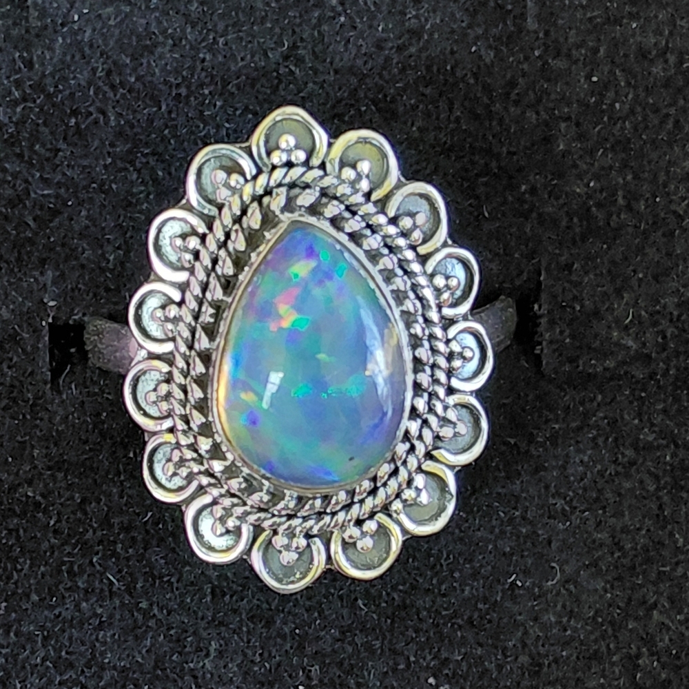 Elegant Ethiopian Opal Silver Ring Size 11 - Picture 5 of 15